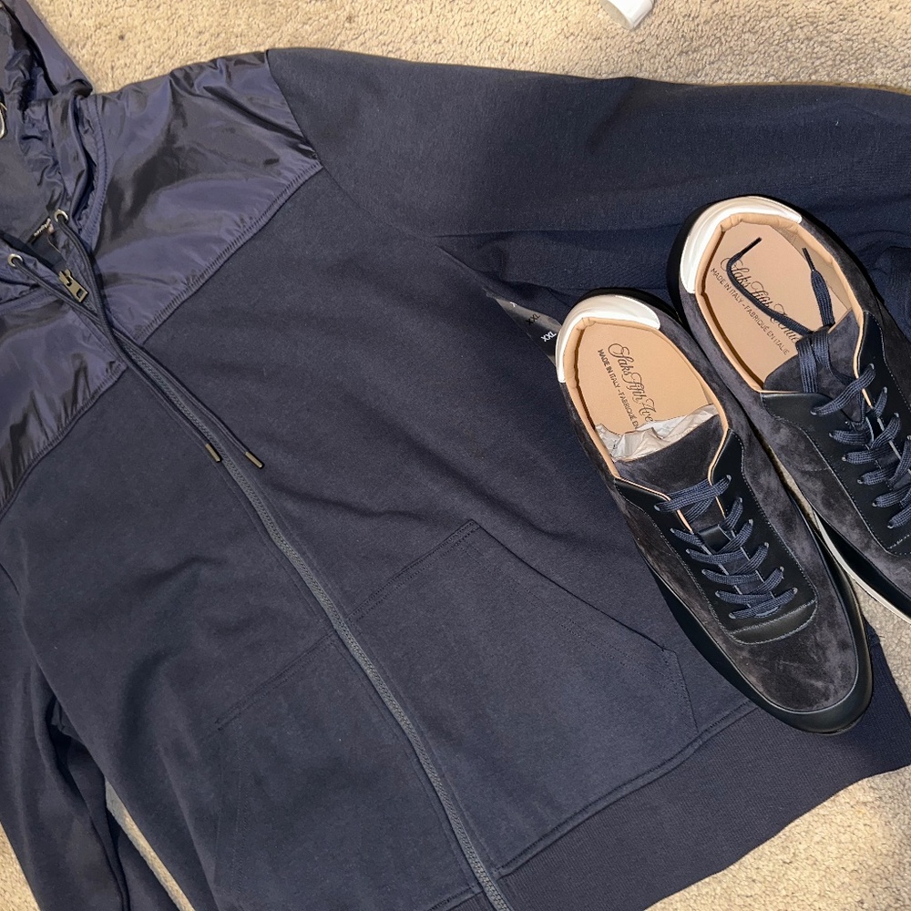 Michael kors men's 2 pc hooded track suit w/ sneakers (13) sz2Xl $500
